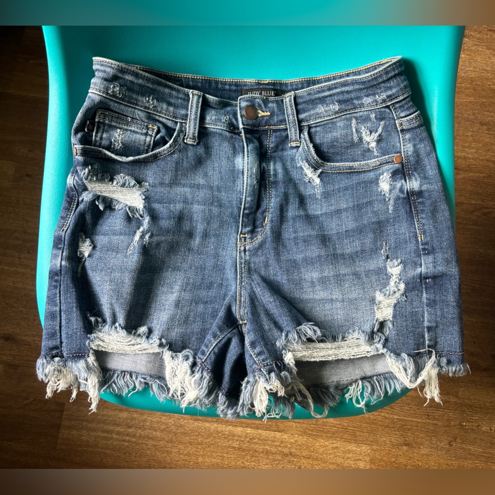 Judy Blue short